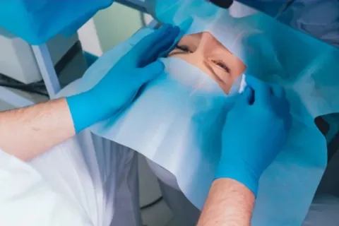Prosedur LASIK sebagai Solusi Modern untuk Mengatasi Gangguan Penglihatan dan Meningkatkan Kualitas Hidup Anda